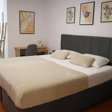 Lejlighed Feels Like - Flh Albania