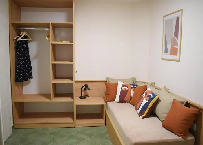 Feels Like - Flh Albania